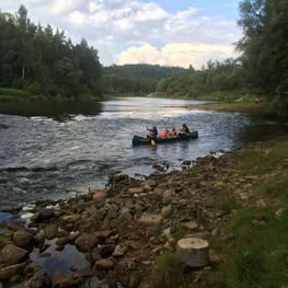 Boat trips on the Brasla River.